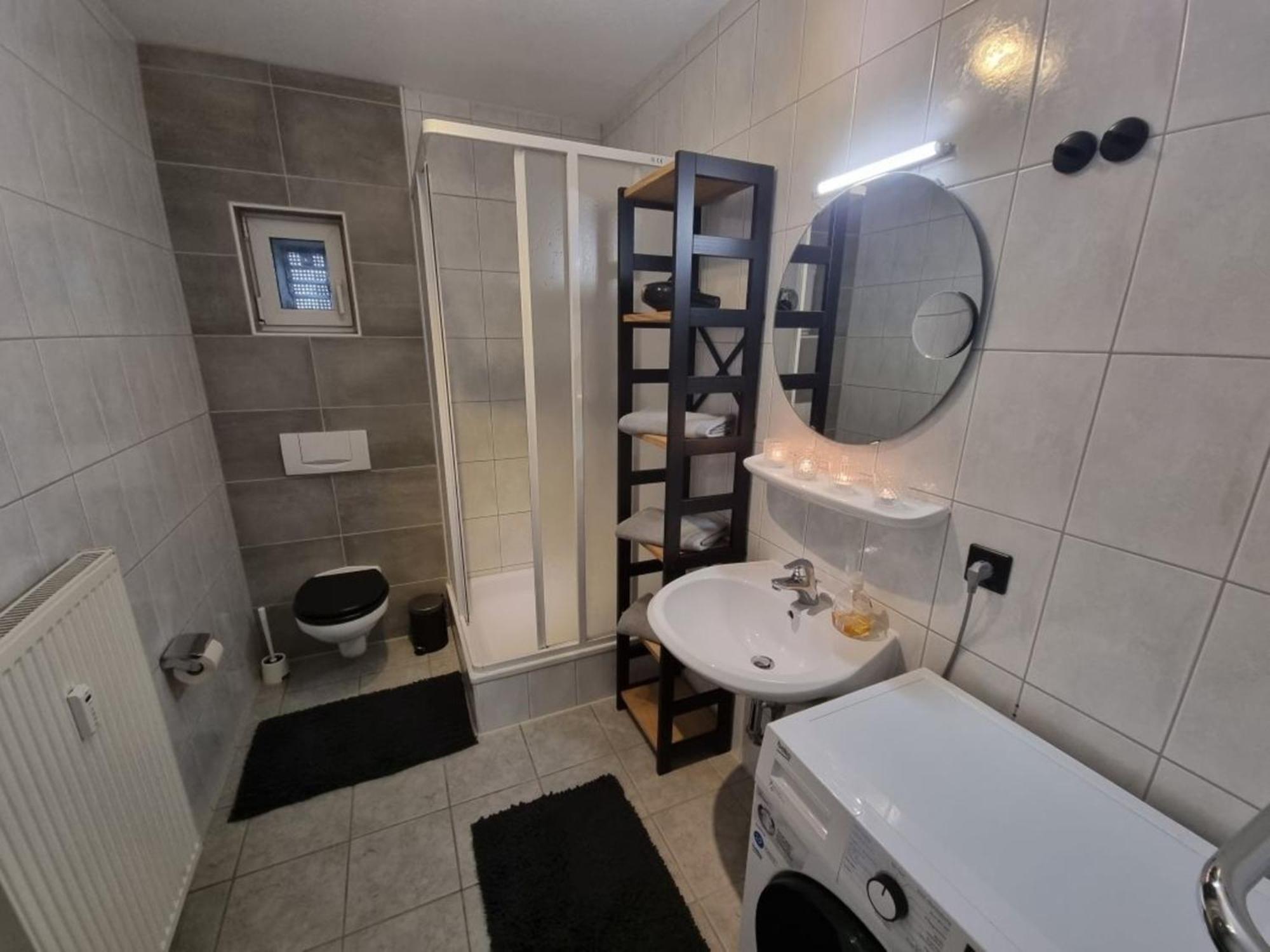 Retroversum Themen-Ferienwohnung Бад-Эйнхаузен Экстерьер фото