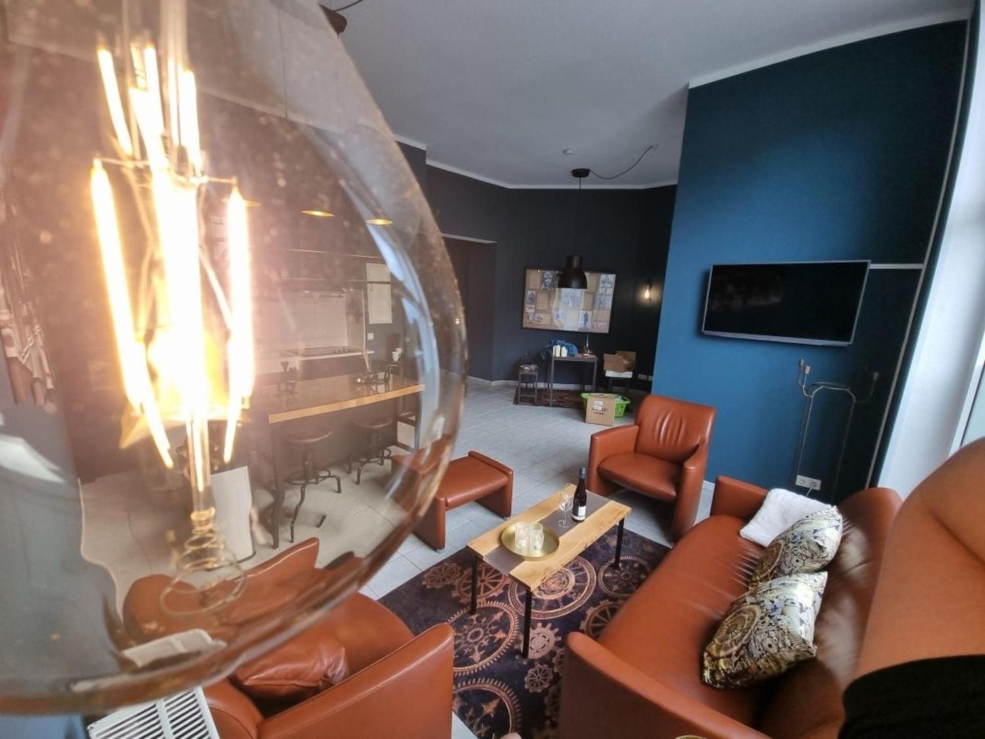 Retroversum Themen-Ferienwohnung Бад-Эйнхаузен Экстерьер фото